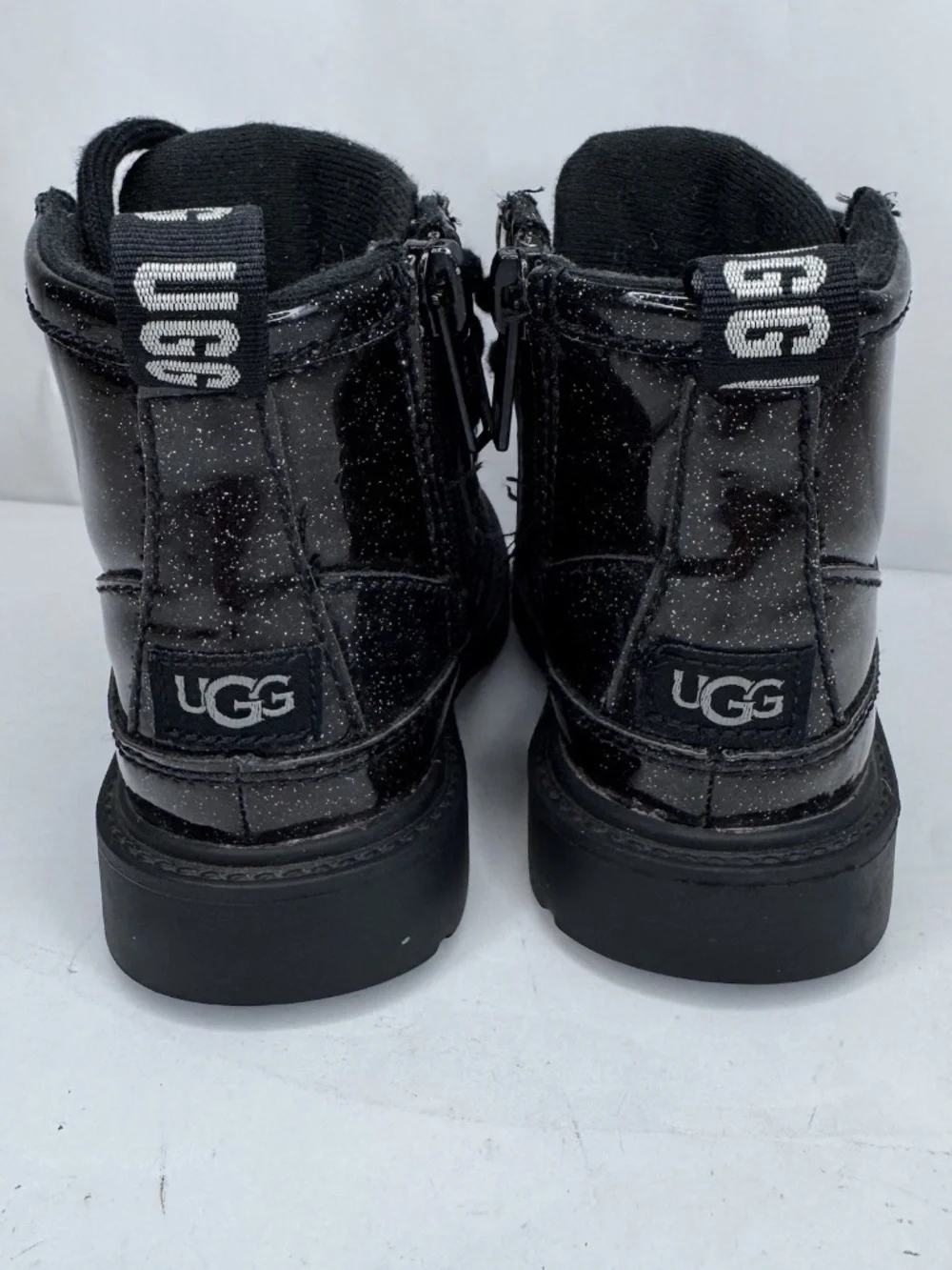 UGG Toddler Girl Robley Glitter Combat Boot, Charcoal Black Glitter  Size US 6C